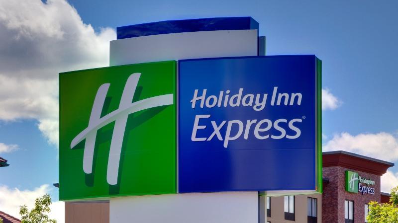 Holiday Inn Express & Suites - Atchison By Ihg Luaran gambar